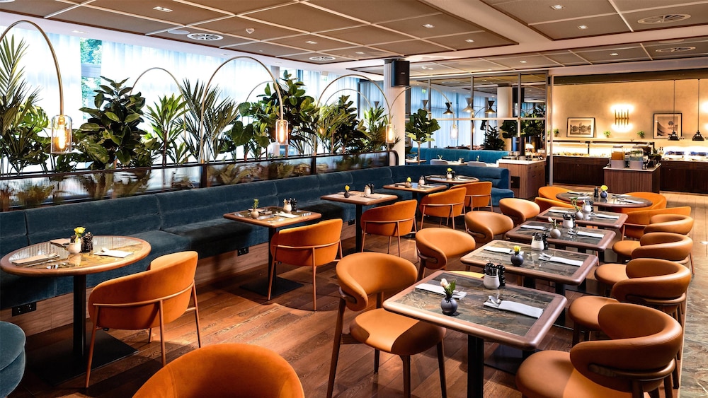 Radisson Blu Media Harbour Hotel Dusseldorf 49/68