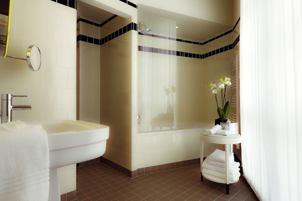 Carlton Hotel Lyon - MGallery Collection 49/50