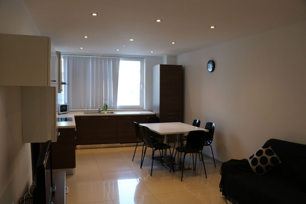 Instyle Aparthotel 25/49