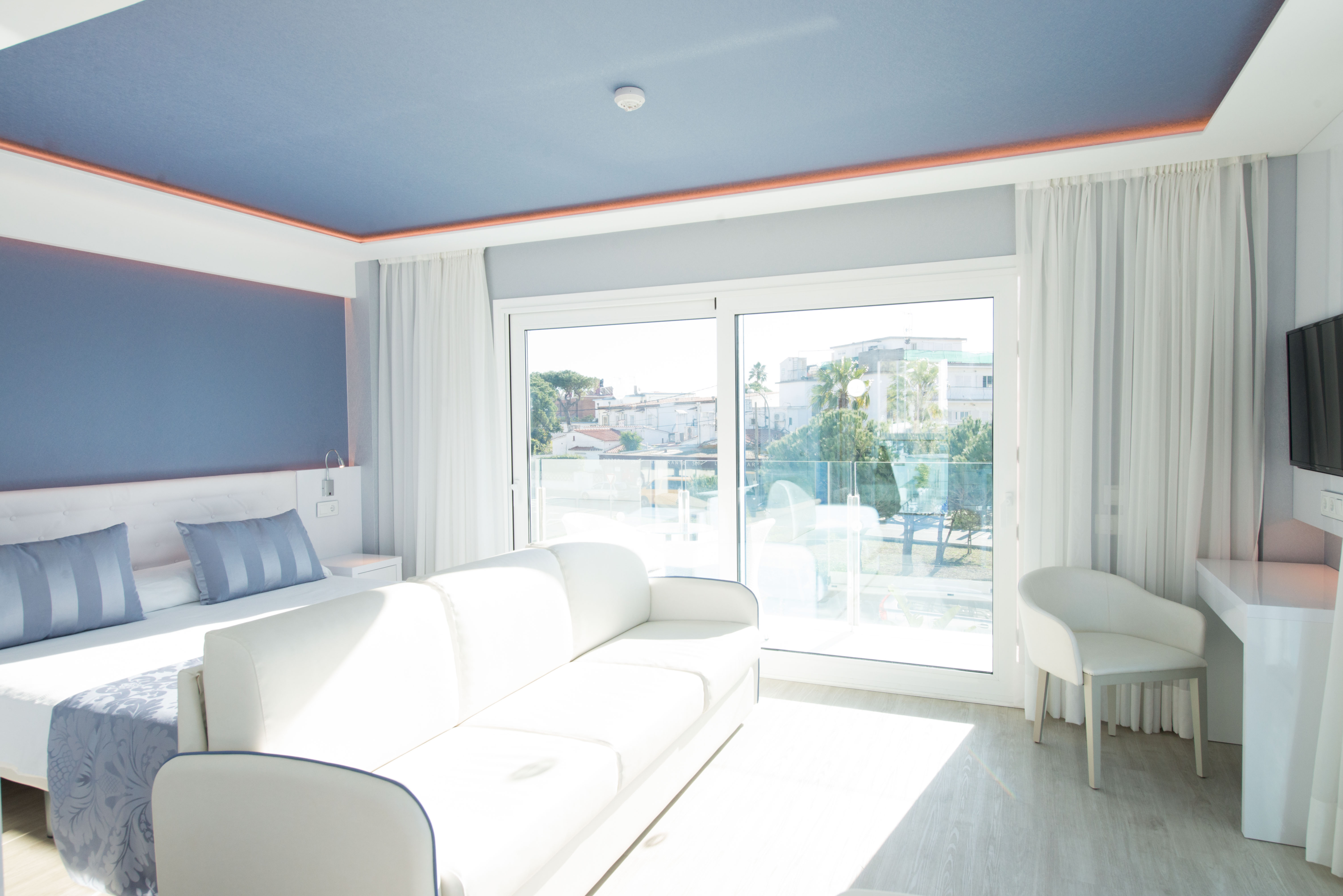 Premier, Apartment, Ocean View, Line View