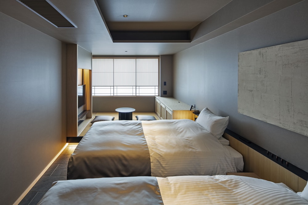 SUPERIOR, TWIN BEDS