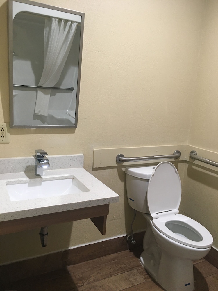 Microtel Inn & Suites by Wyndham Florence 15/31