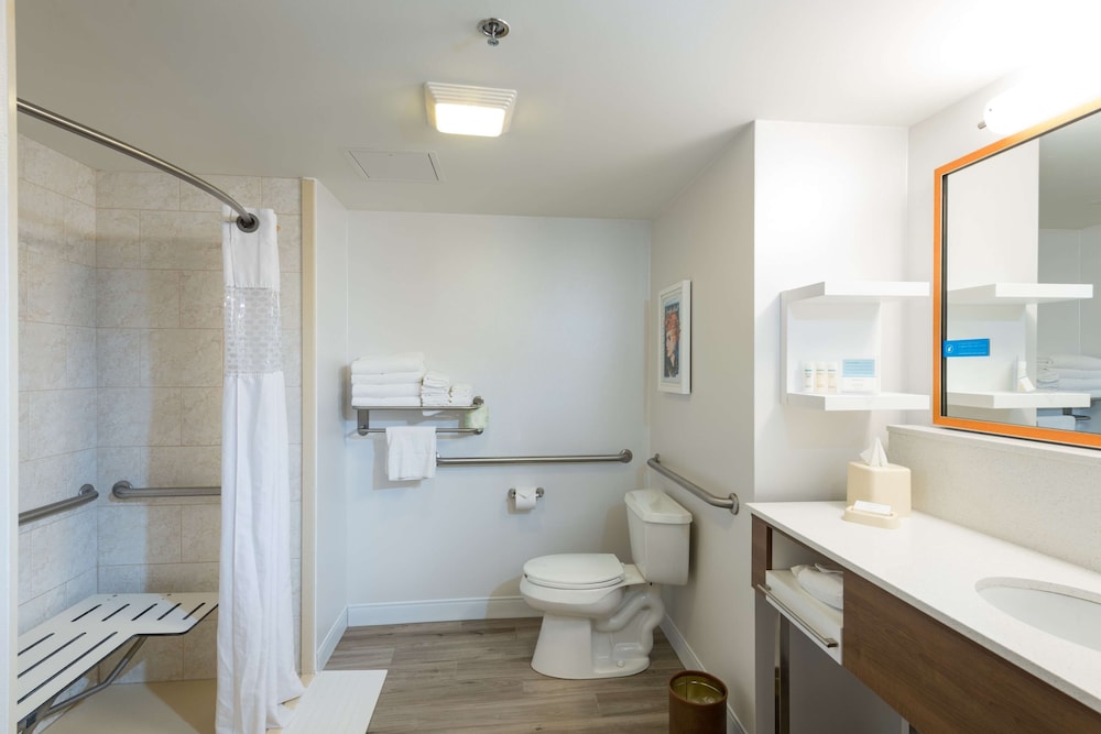 Hampton Inn And Suites Jamestown 16/37
