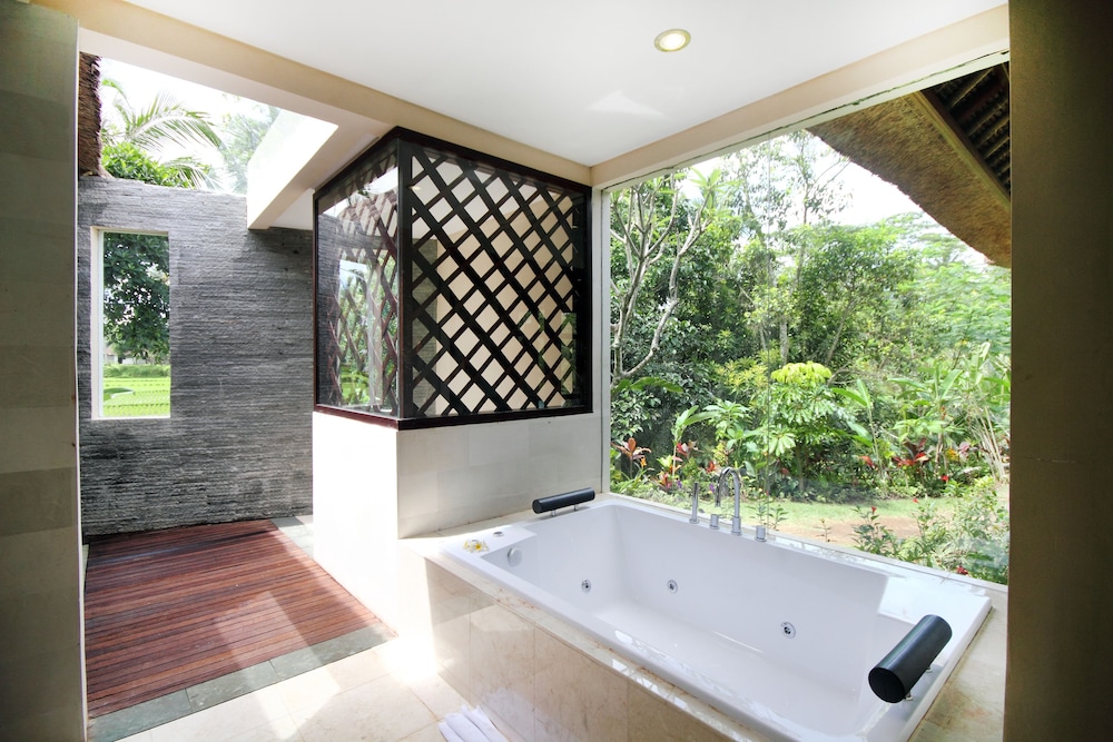 Villa Amrita 12/47
