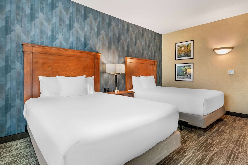Drury Inn and Suites Valdosta 11/48