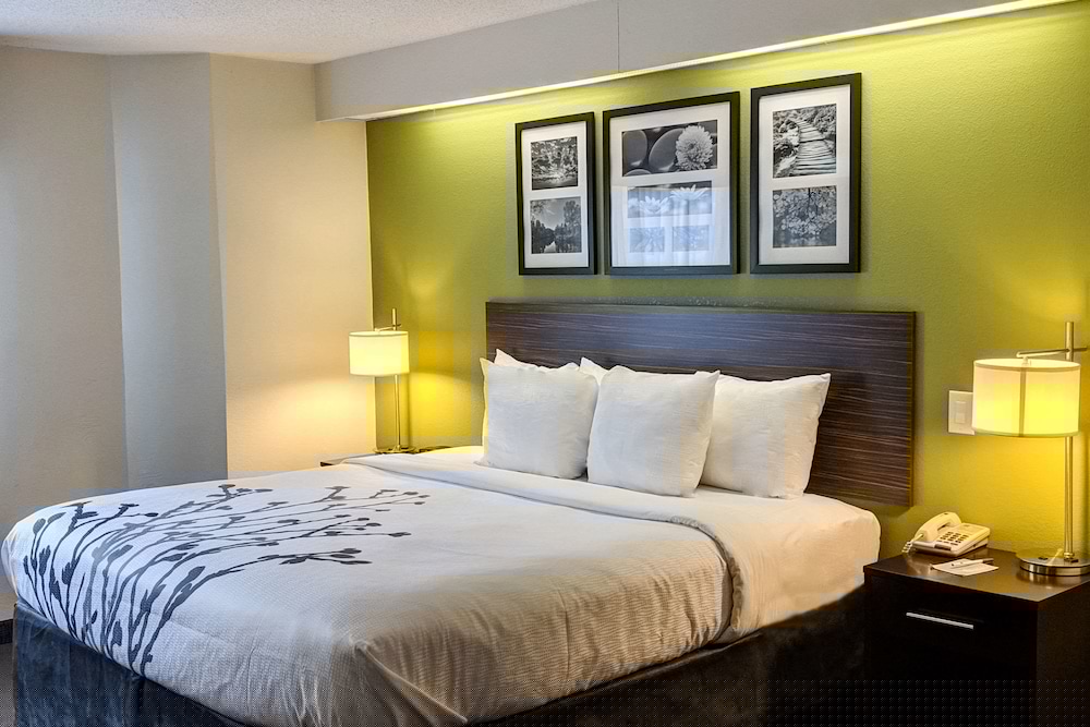 Sleep Inn Woodbridge - Potomac Mills 10/30