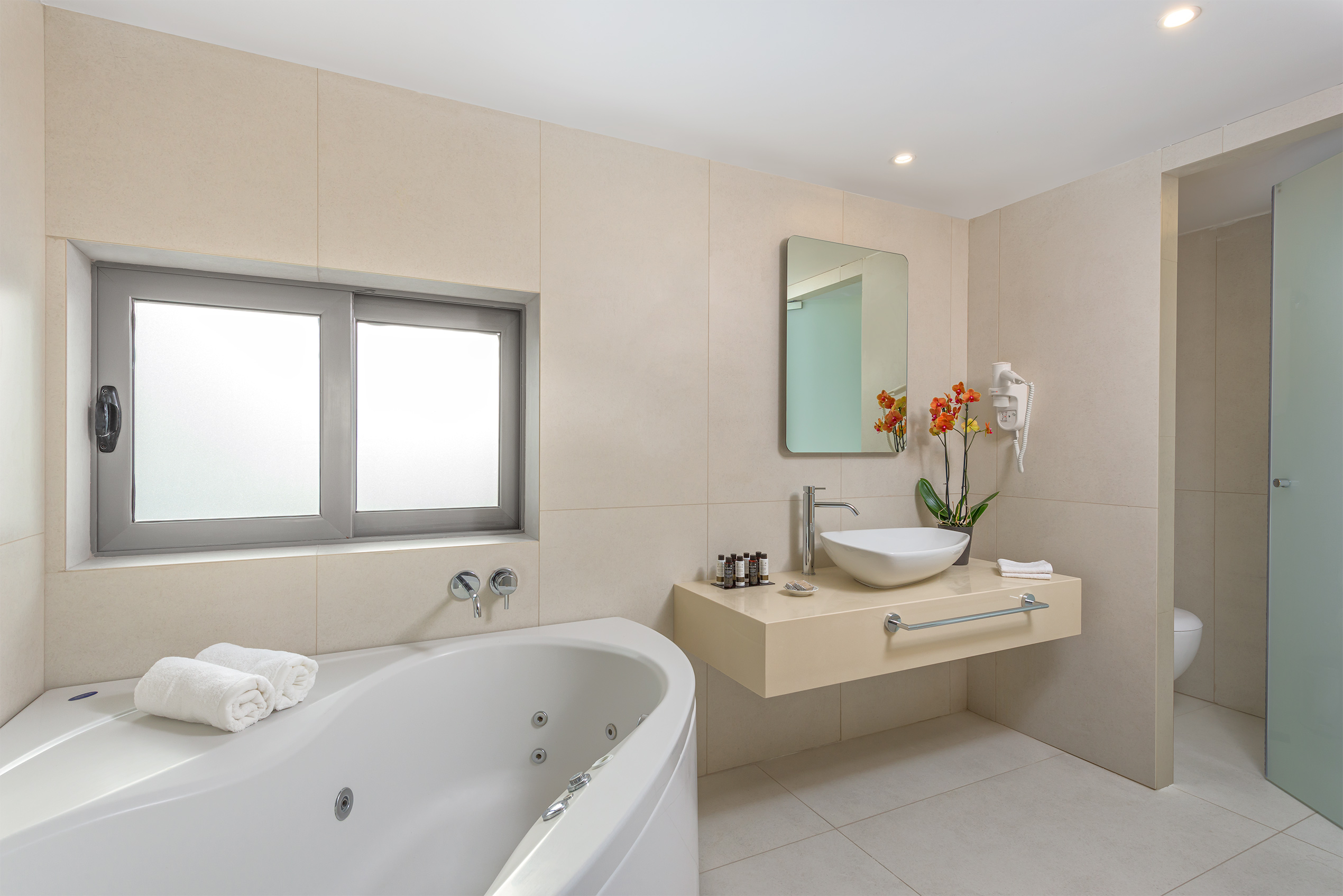 Premium, Double Bed, Garden View