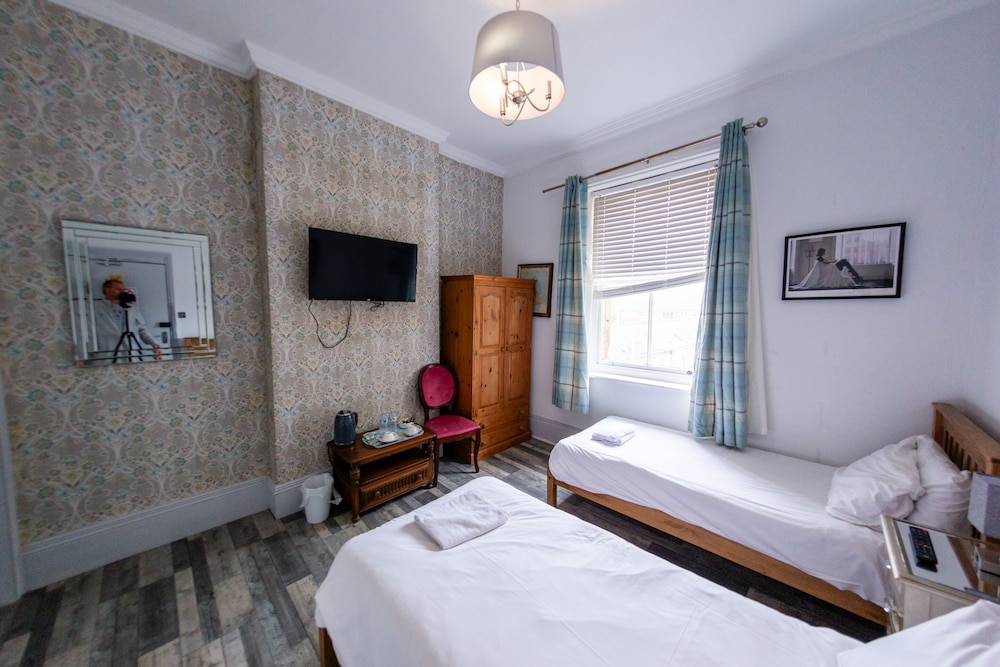 The Highlands Inn 16/50