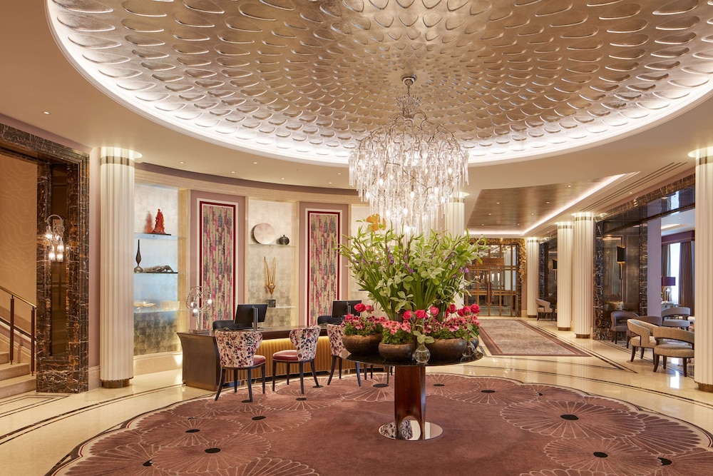 Lobby at The Biltmore Mayfair, LONDON