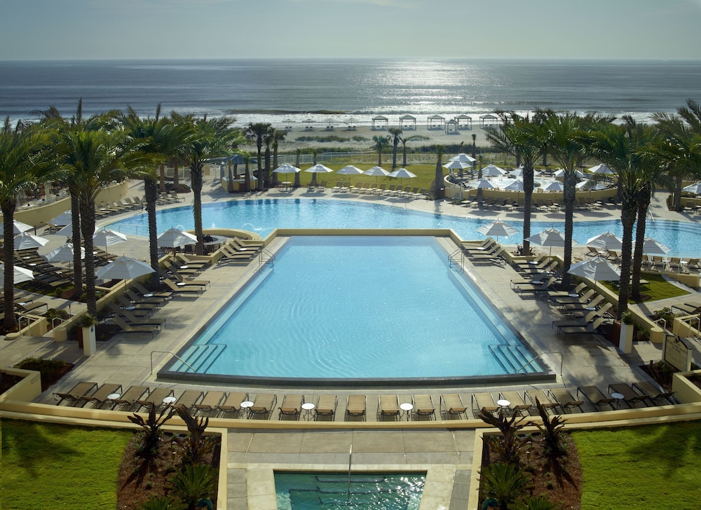 swimming pool spa