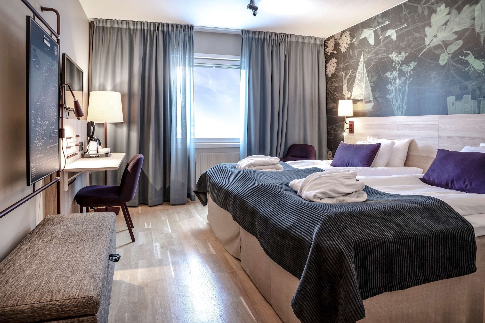 Superior, King Bed