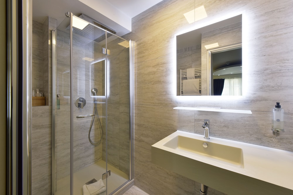 Hotel Rousseau Geneva 48/50