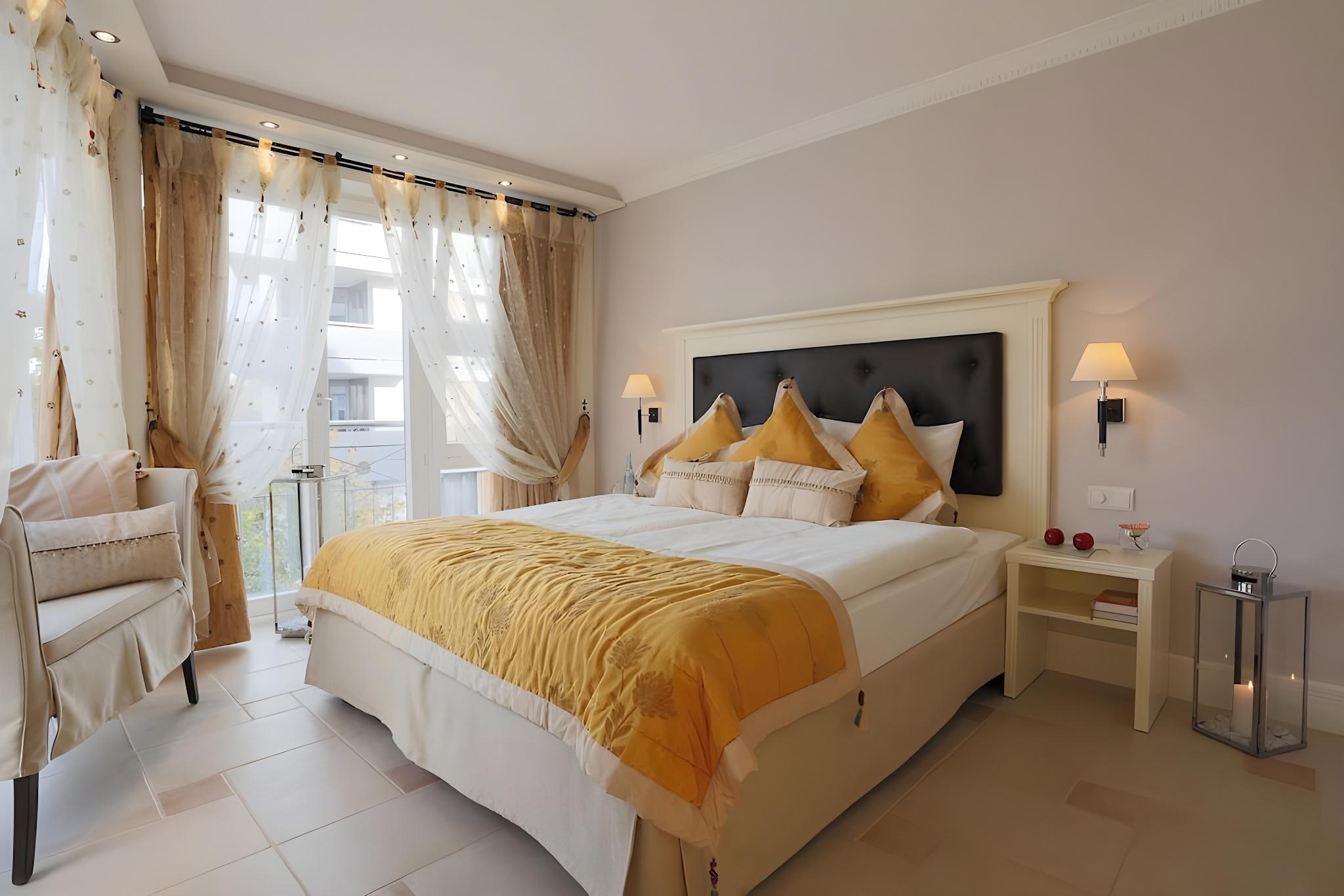 Basic, Double Bed