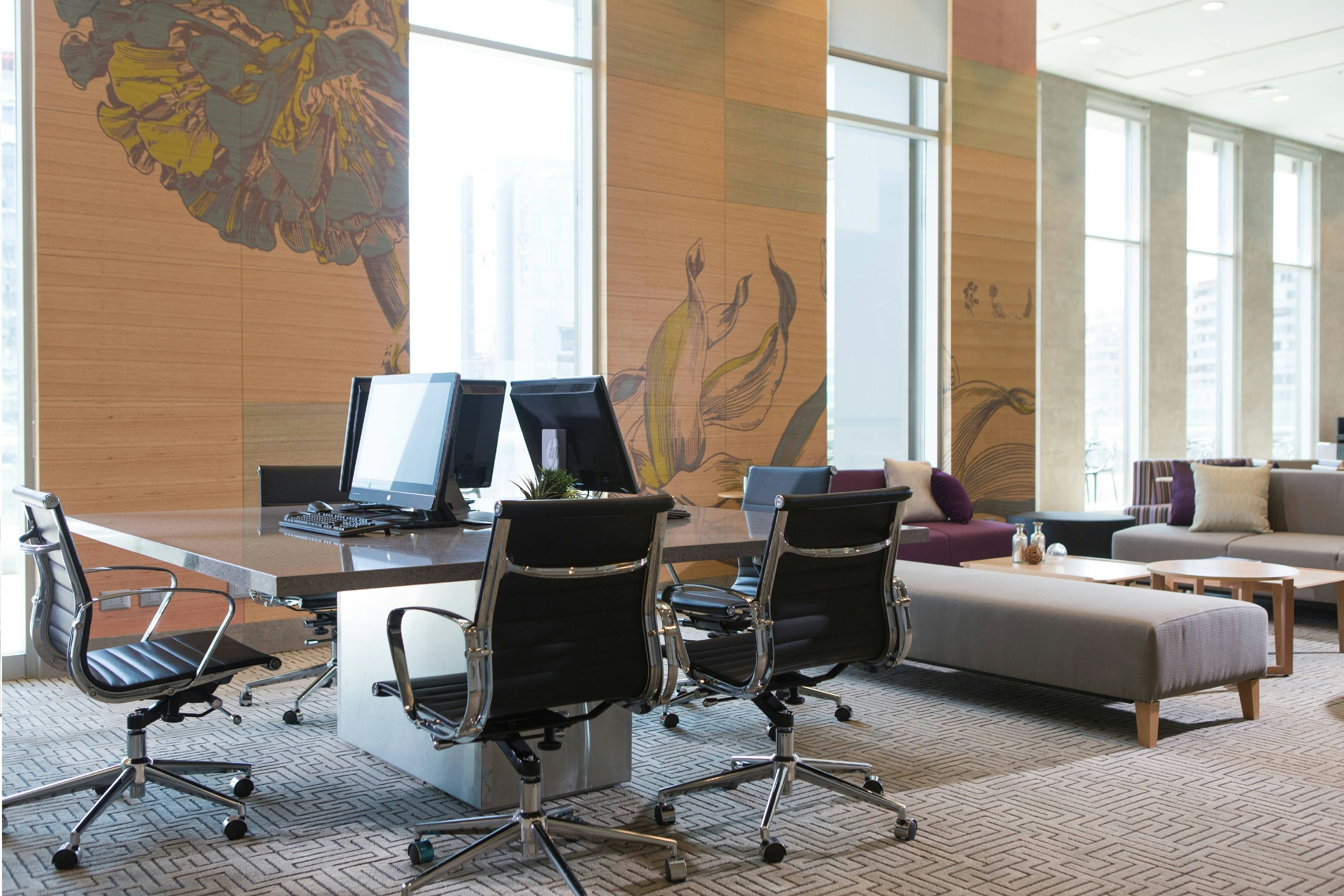 Courtyard Santiago Las Condes 51/55