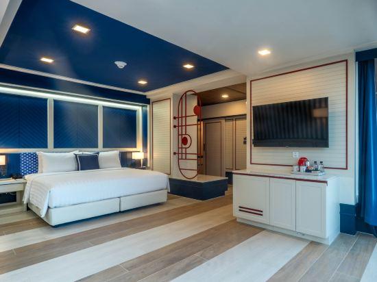 Mini Suite