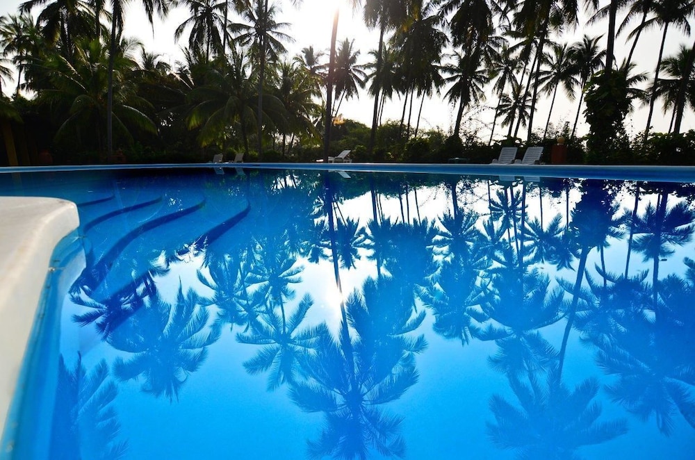 Eva Lanka Hotel 57/58