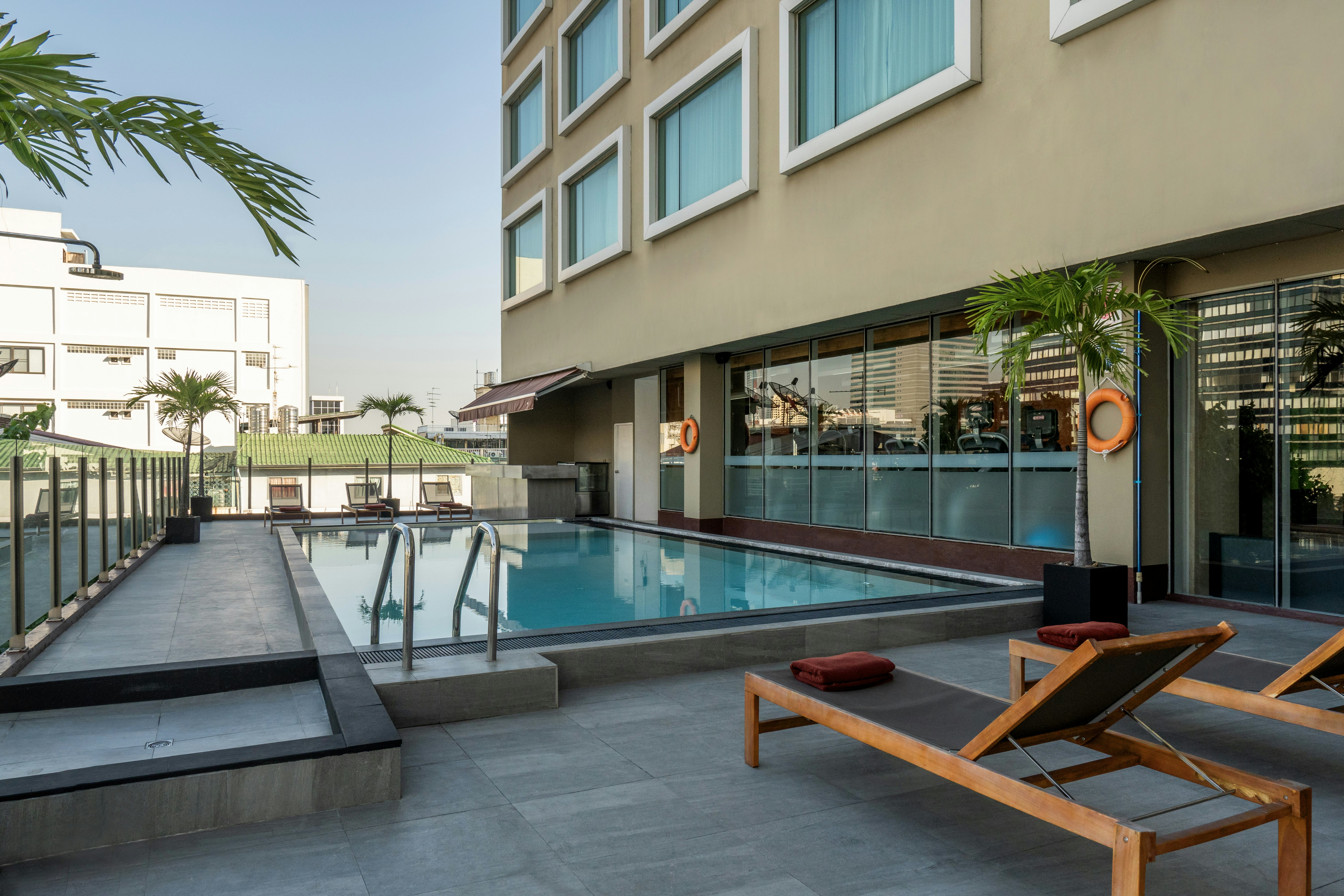 Hilton Garden Inn Bangkok Silom 40/41