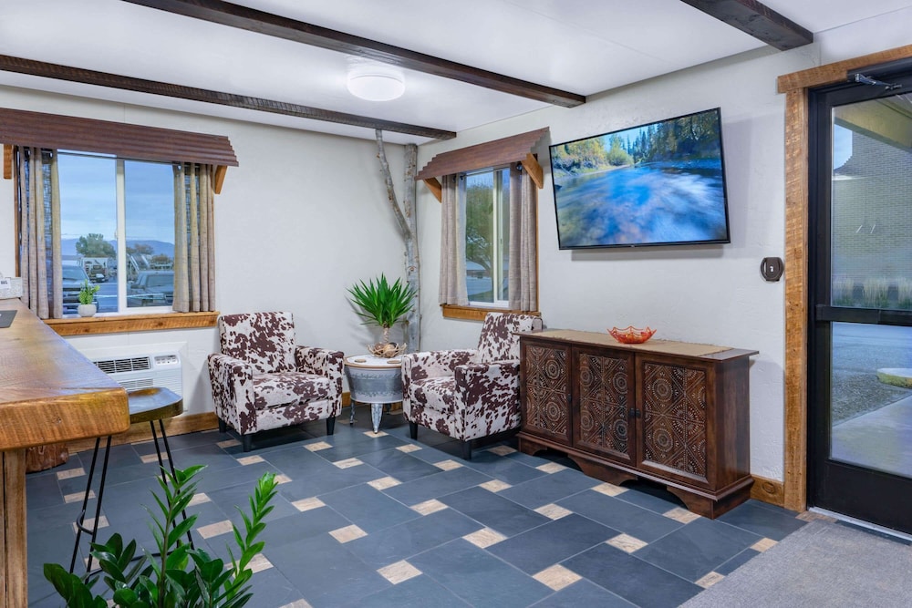 Travelodge by Wyndham Lovell/Bighorns 5/23