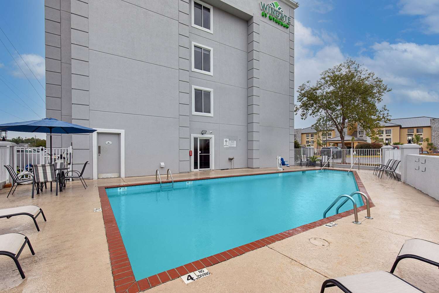 Wingate by Wyndham Hattiesburg 48/58