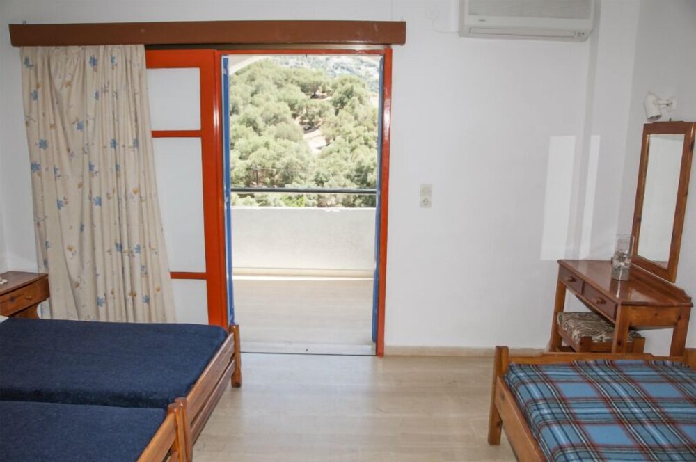 Panorama Studios and Apartments 41/65