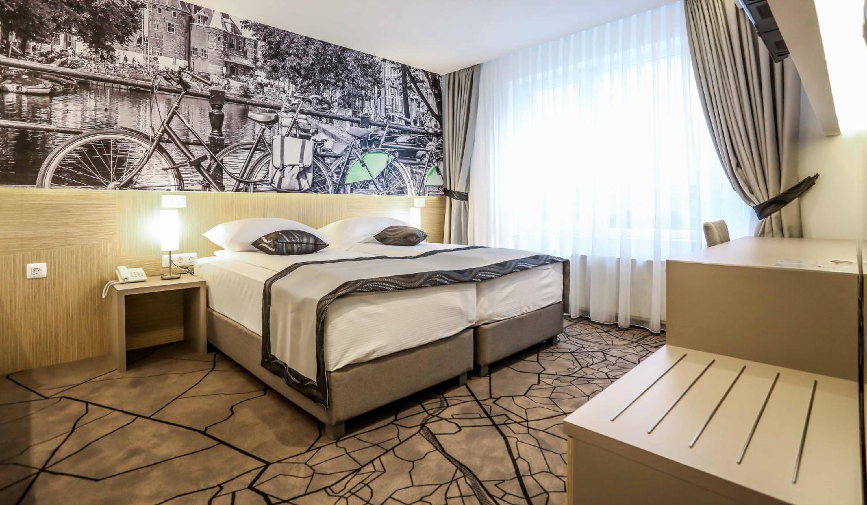 غرفة سوبيريور بسرير مزدوج أو سريرين منفصلين، Grad Hotel 4/10