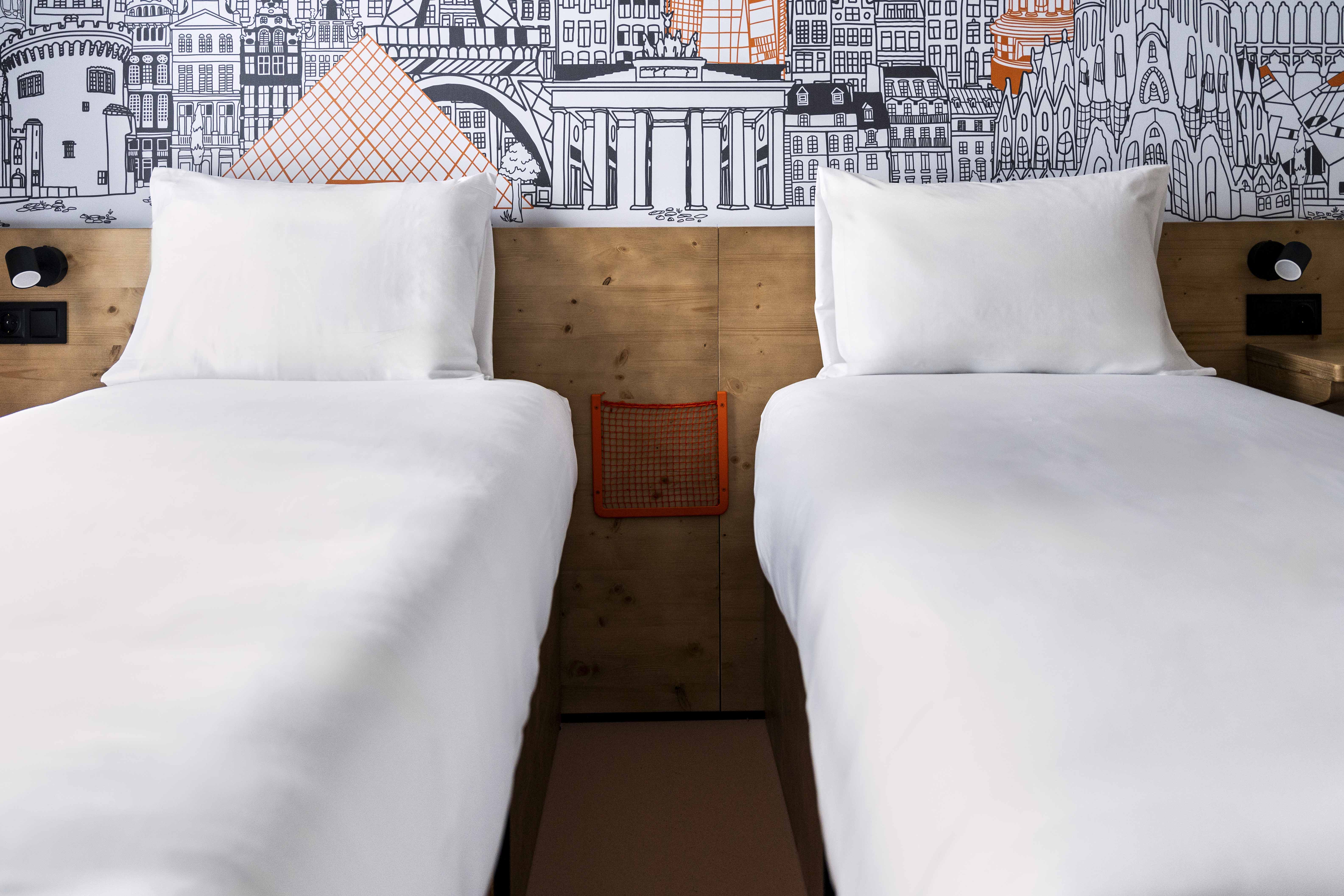 Twin, easyHotel Madrid Alcala 6/9