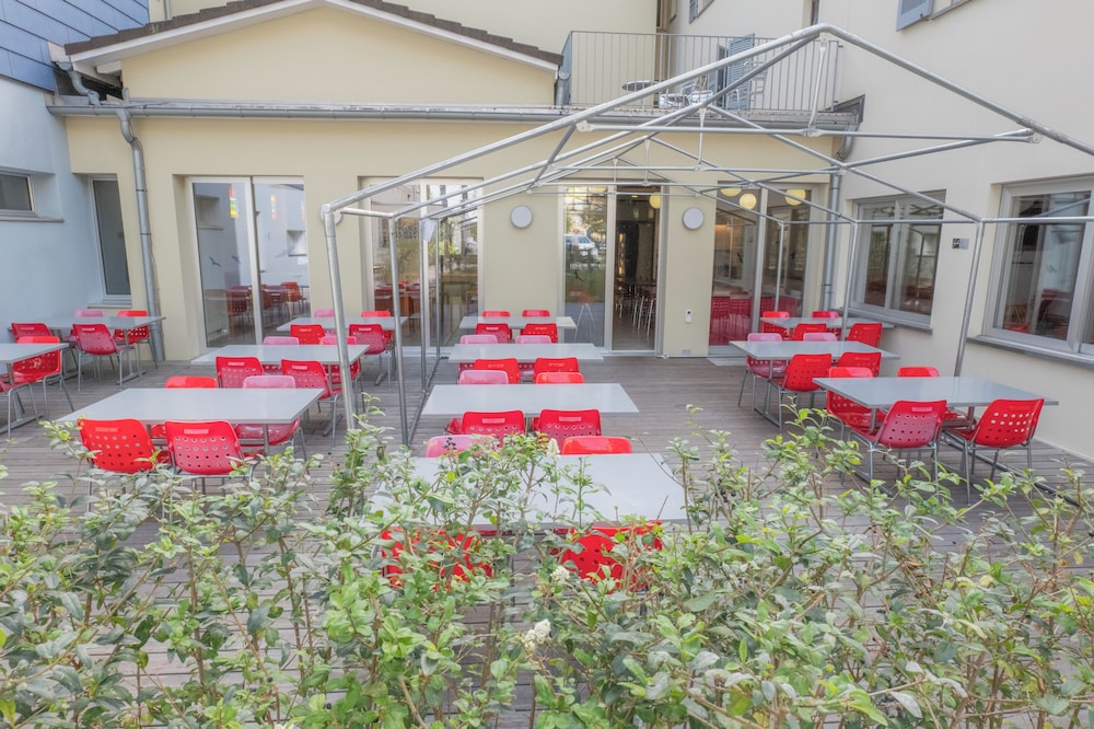 Youth Hostel Locarno 45/50