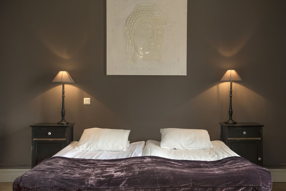 Donners Hotell 16/25