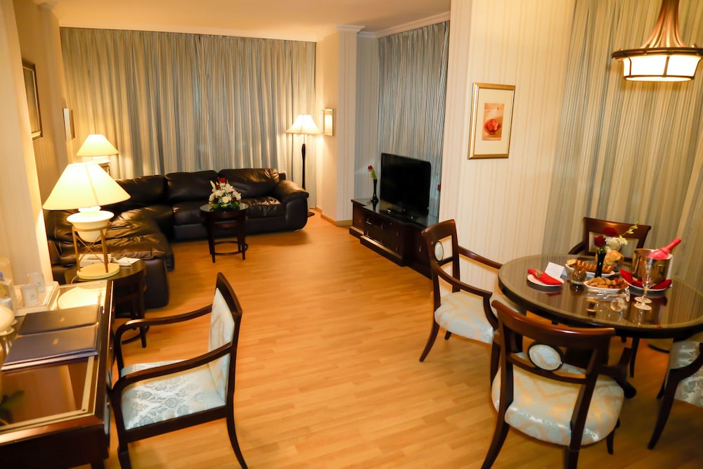 فندق سويس انترناشونال الحمراء الدمام(Swiss International Al Hamra Hotel Dammam) 16/20