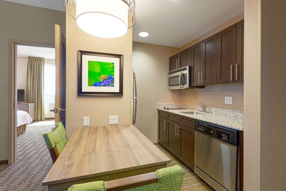 Homewood Suites by Hilton Houston Downtown 36/46
