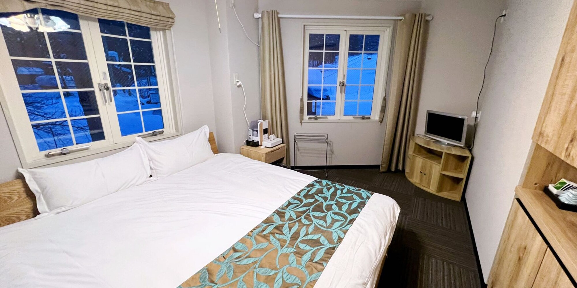 WESTERN, DOUBLE BED, ANNEX
