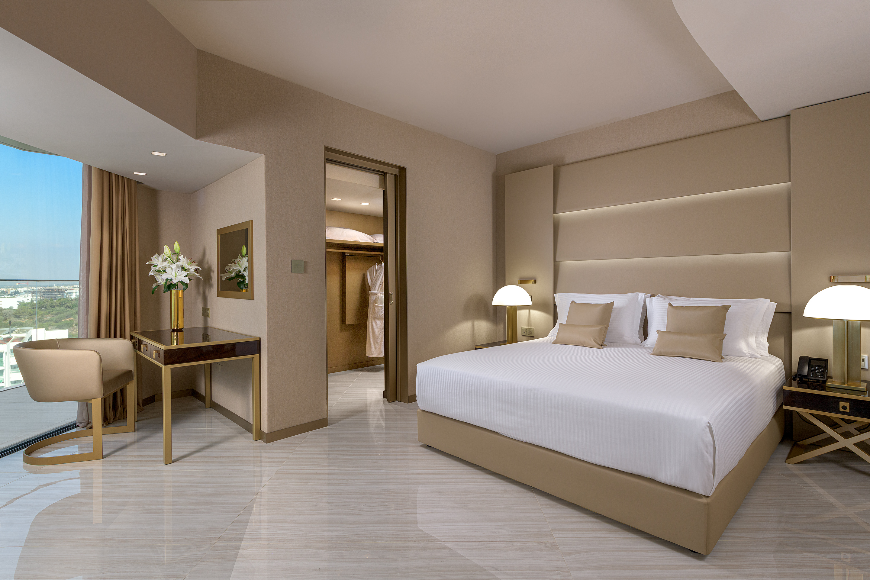 SIGNATURE, SUITE, SEA VIEW