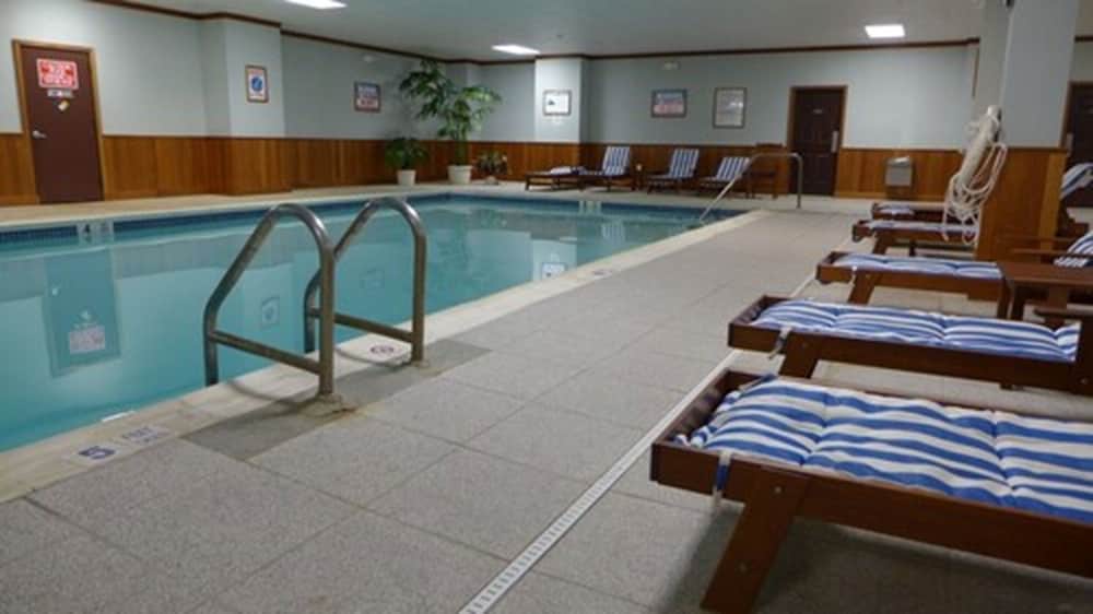 The Inn And Spa At East Wind 45/70