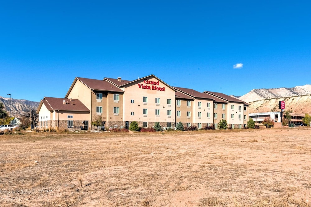 Comfort Inn And Suites 1/29