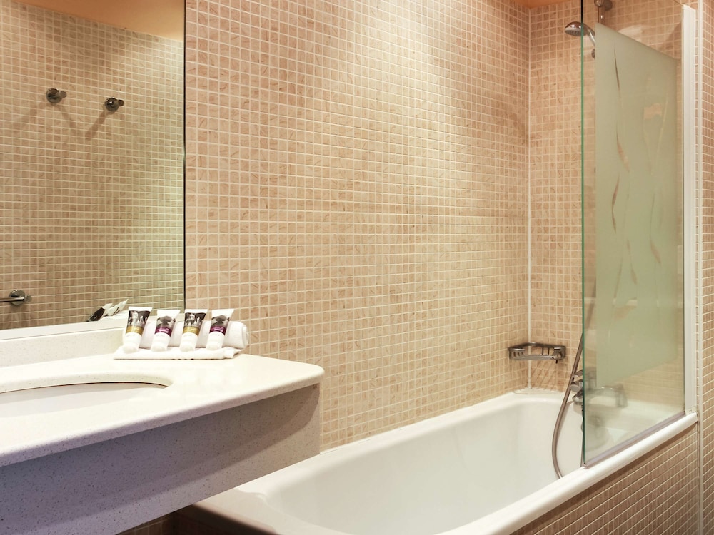 Mercure Saint Nectaire Spa and Bien etre Hotel 49/49
