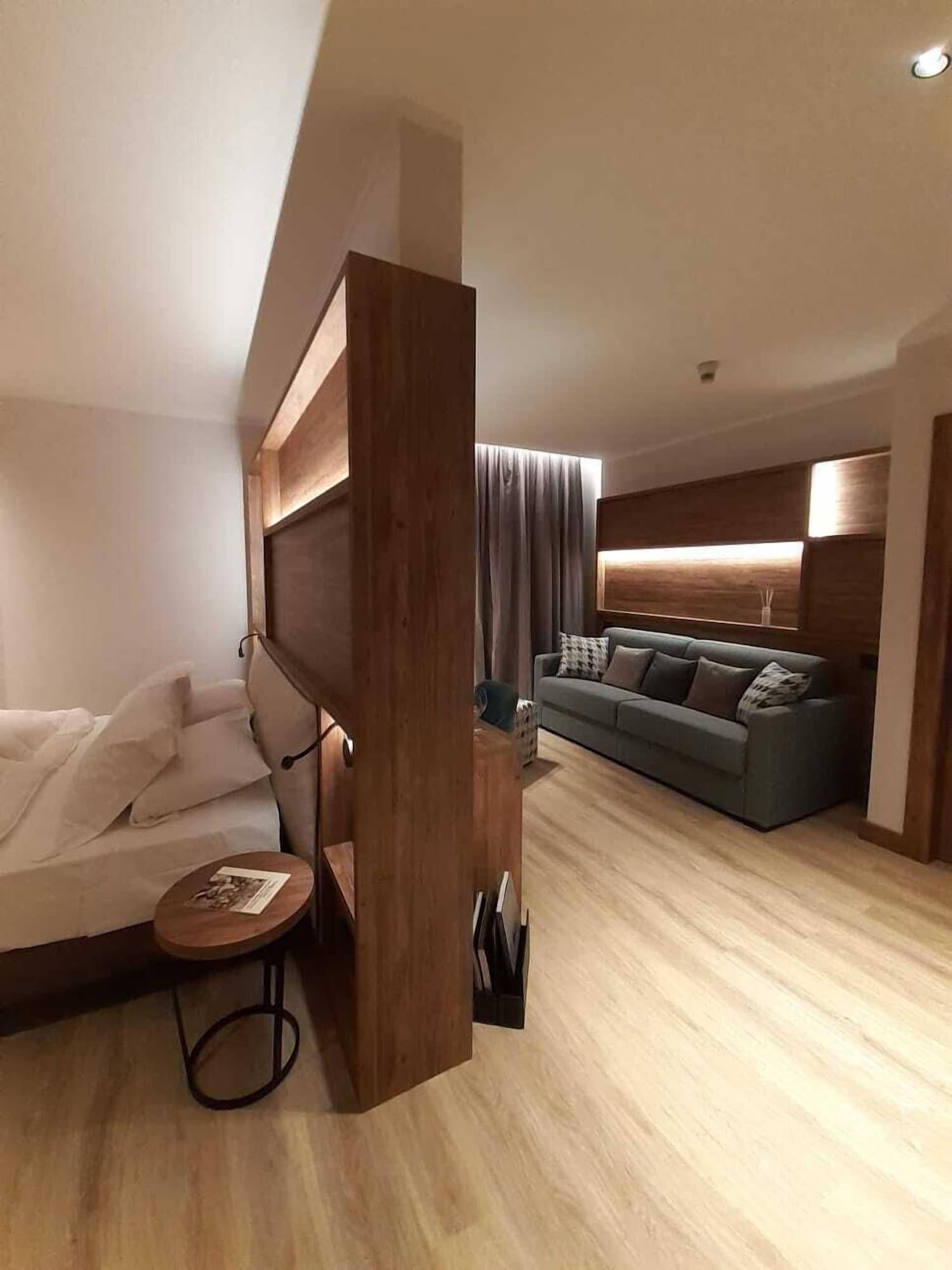 Deluxe, Suite, Parc Hotel Posta 3/5