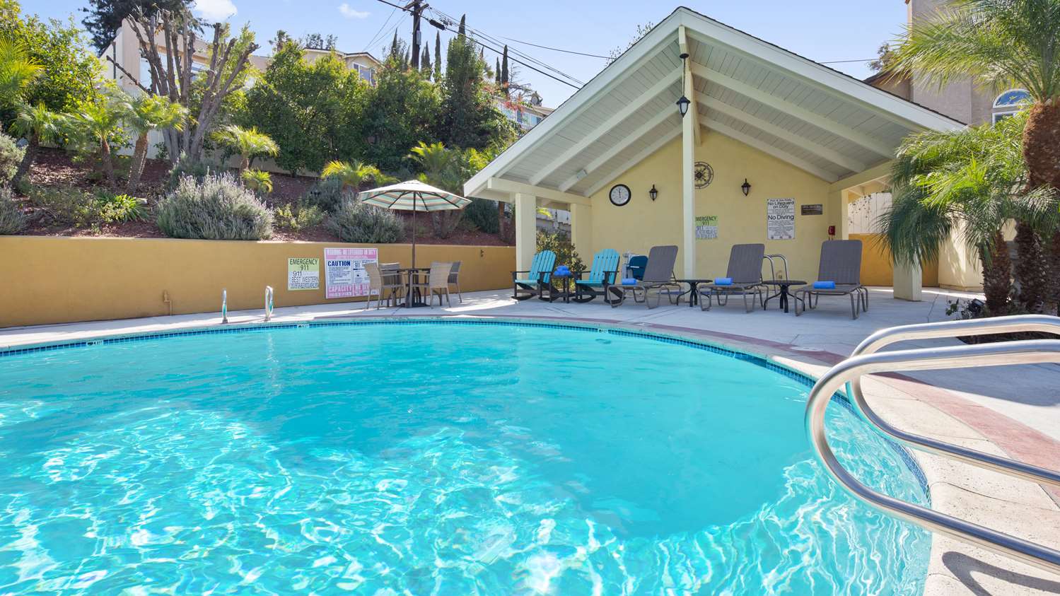 Best Western Woodland Hills Inn 6/37