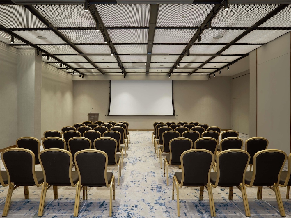 Movenpick BDMS Wellness Resort Bangkok 37/49