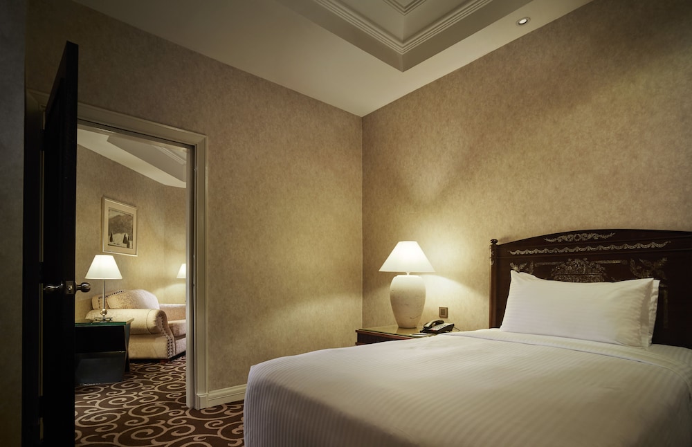 Sunway Putra Hotel 12/50
