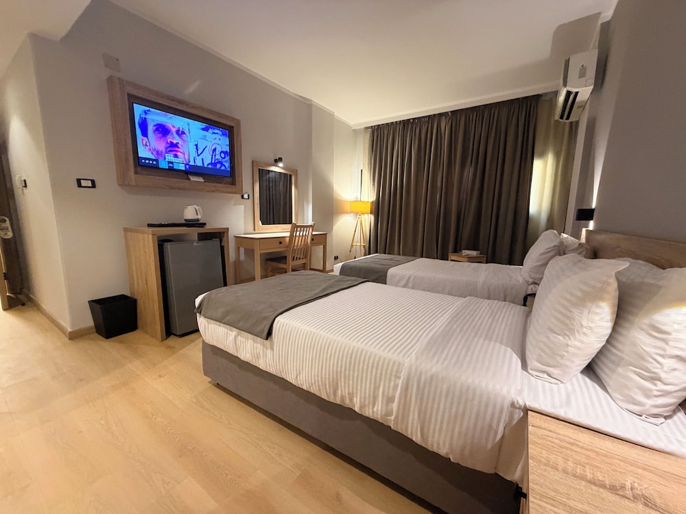 Atlas International Hotels 18/48