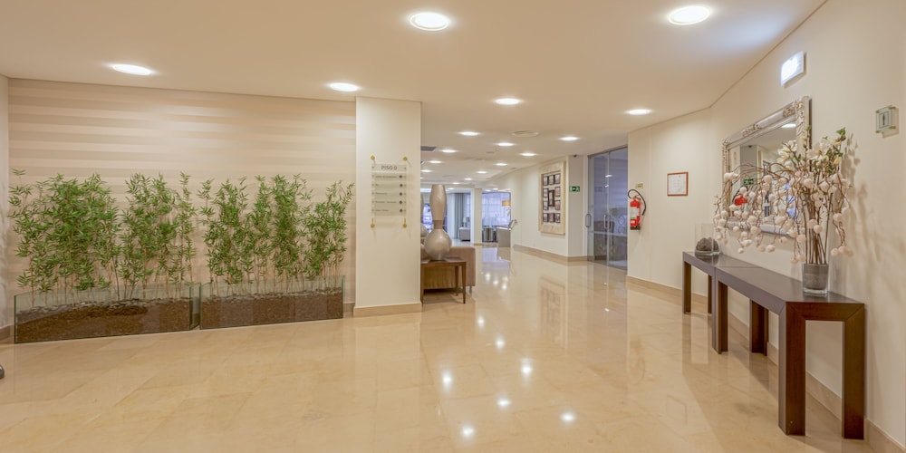 Hotel Cinquentenario & Conference Center 13/63