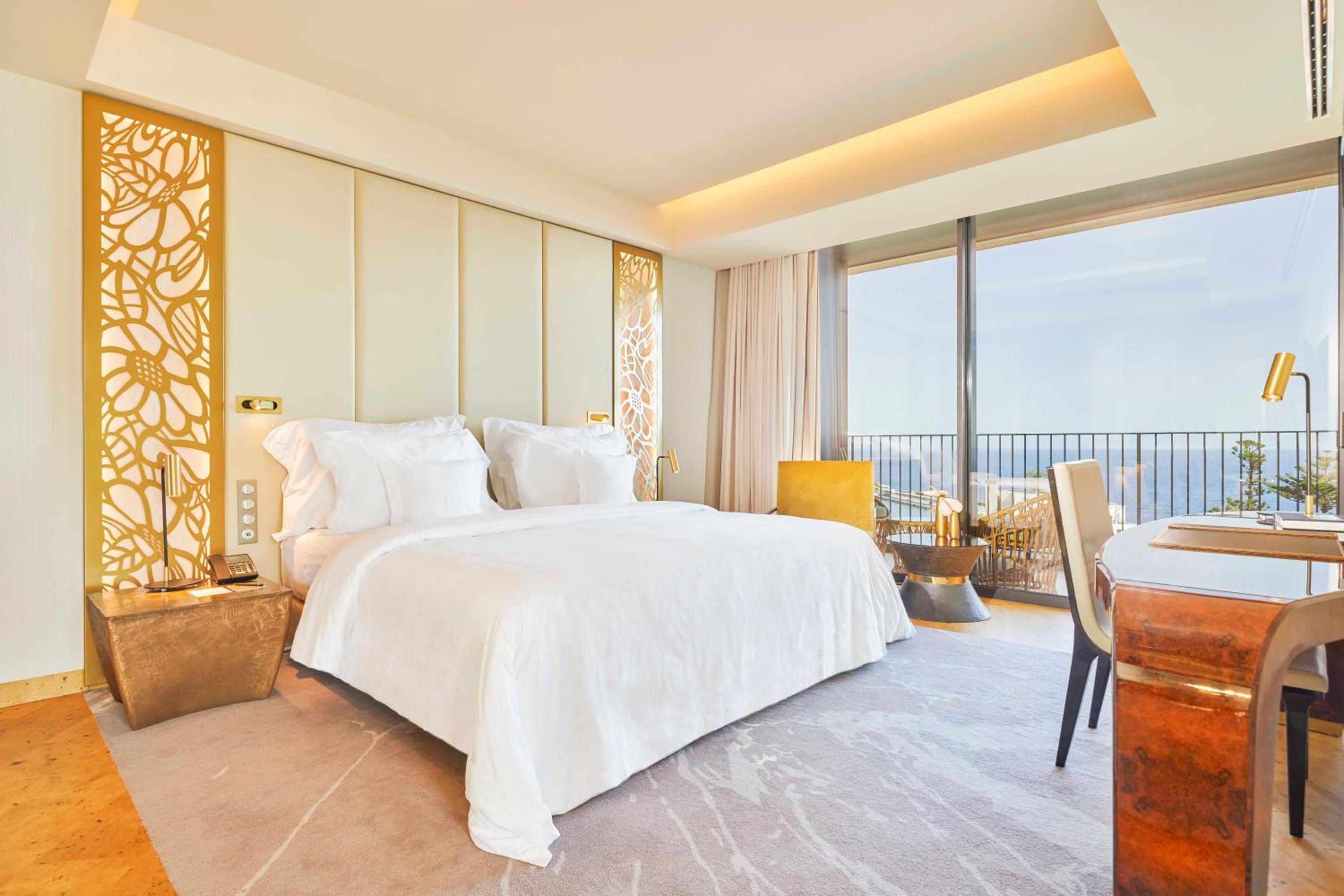 Ocean, Suite, King Bed