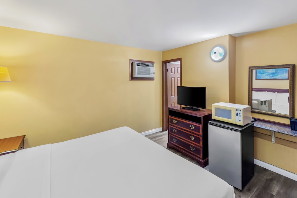 Rodeway Inn Post, TX 29/52