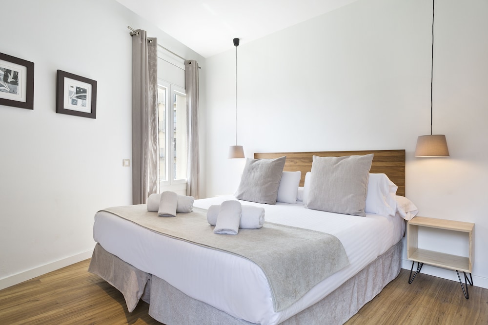 Amister Apartments 5/43