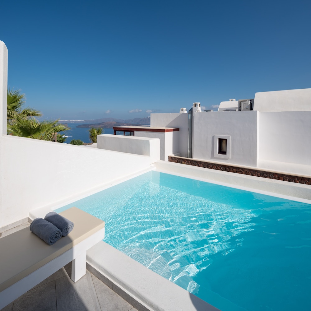 Maison De Lys Luxury Suites 3/72