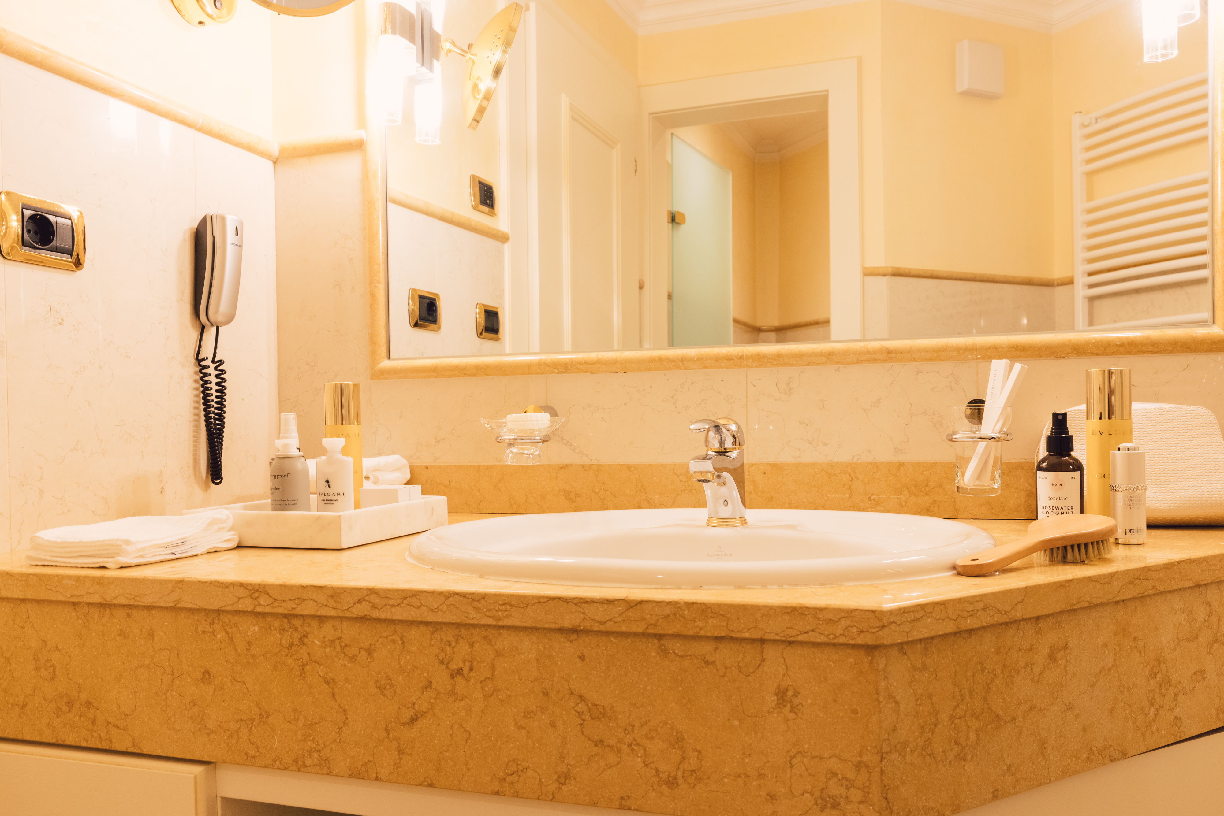 Palace, Double Bed، Alpenpalace Luxury Hideaway & Spa Retreat 3/4