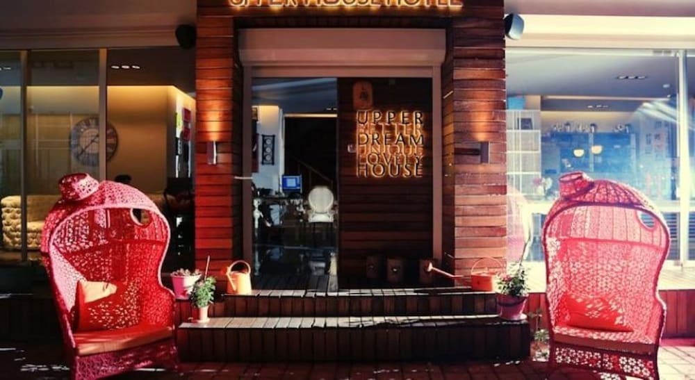 Upper House Hotel 5/55