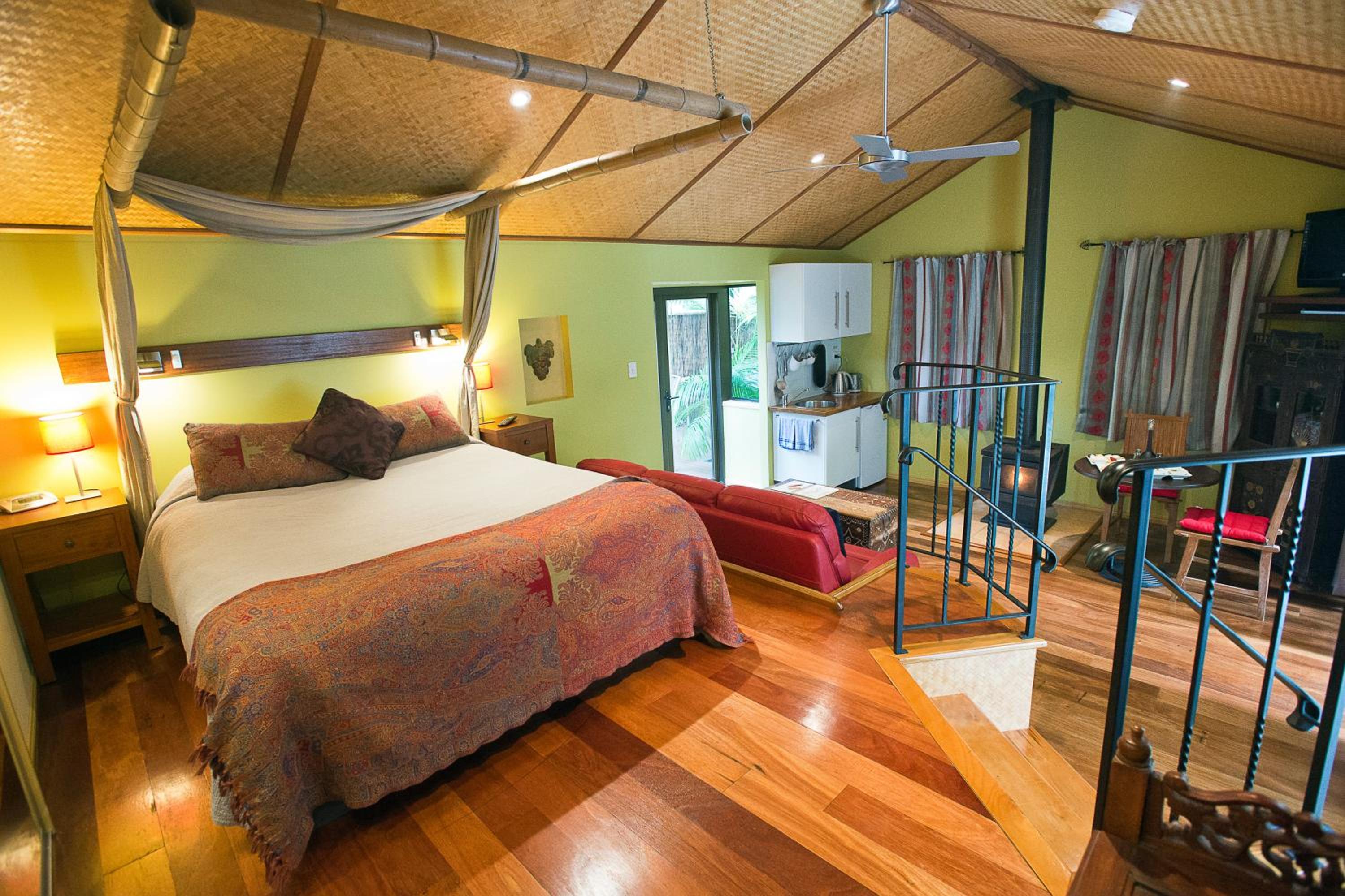 Private, Cottage