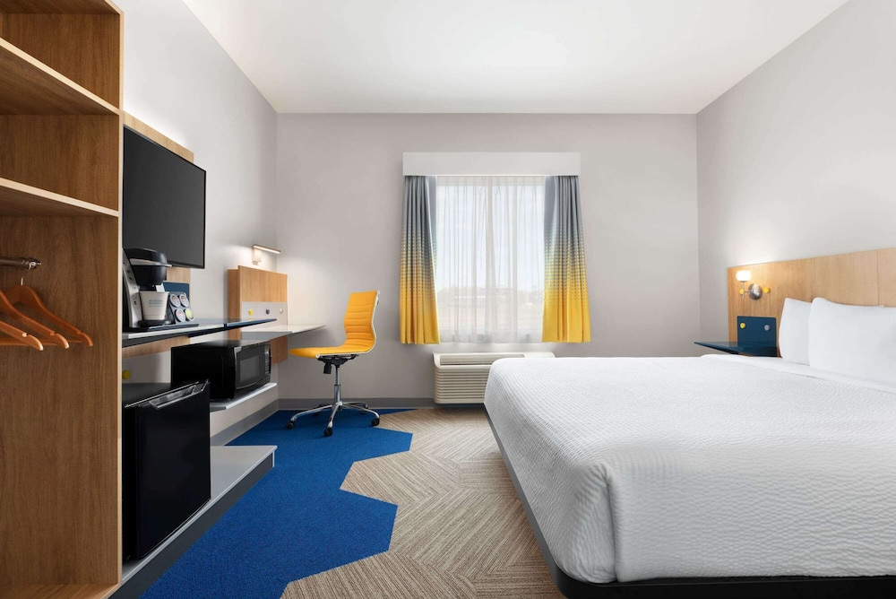 Microtel Inn Suites by Wyndham Lac-Megantic 9/33