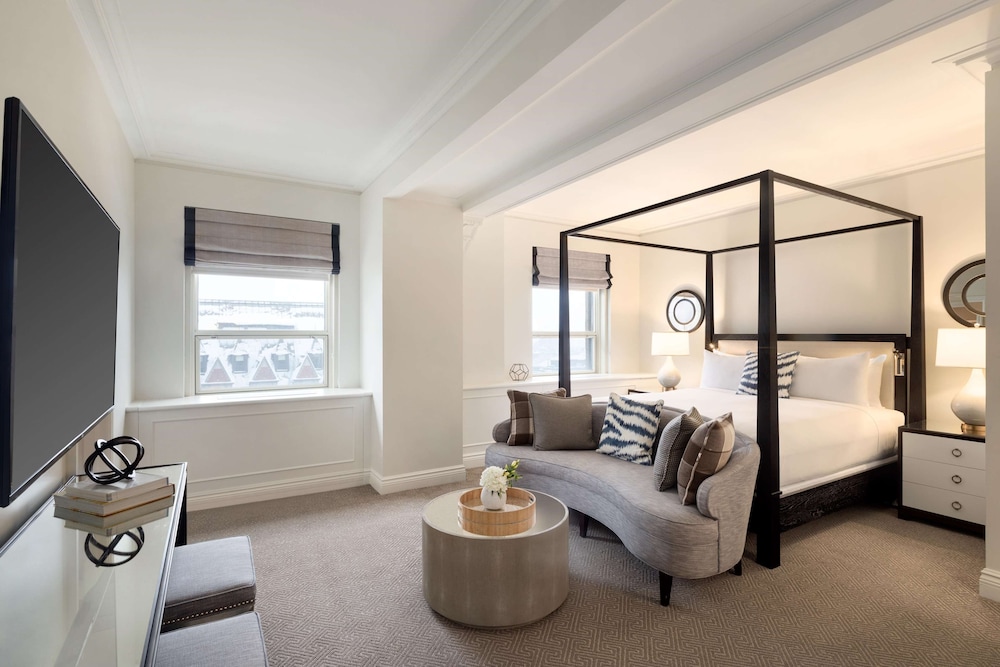 Churchill, Suite, King Bed